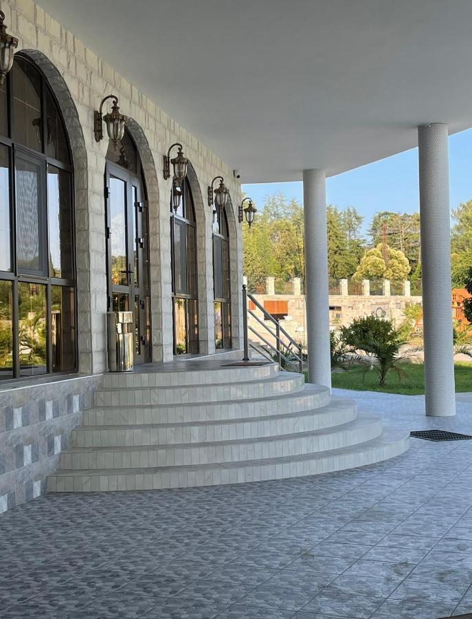 Hotel Black Sea Sukhumi Ngoại thất bức ảnh