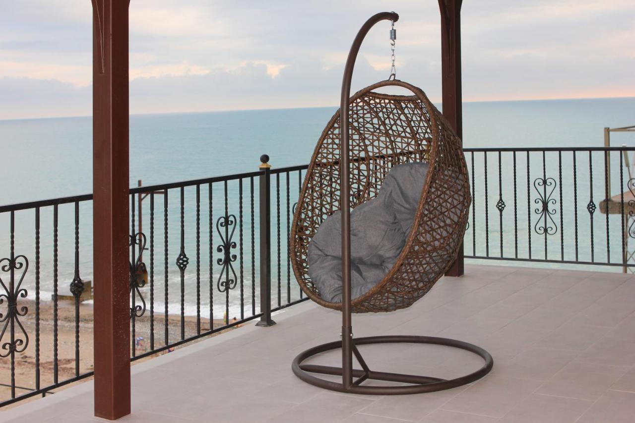 Hotel Black Sea Sukhumi Ngoại thất bức ảnh
